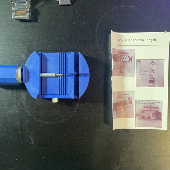 Michael Kors wrist watch. Perfect condition. - Picture 4 of 4